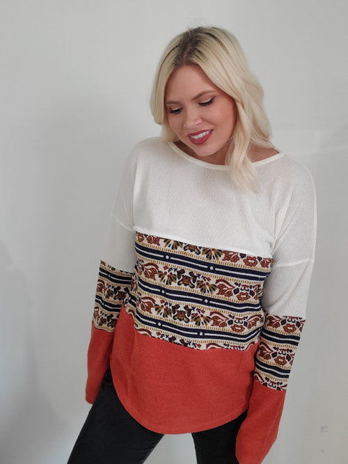 PATTERNED COLOR BLOCK TOP